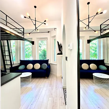 Black&white Z Parkingiem Apartment *