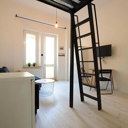 Black&white Z Parkingiem Apartment Zoppot